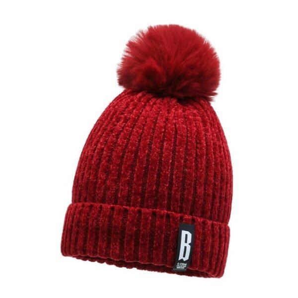 Y2K KNITTED BEANIE